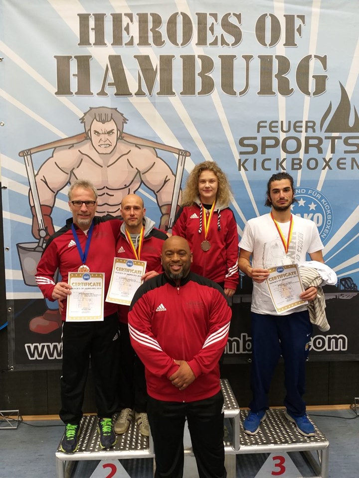 Kickboxer sichern sich Podestplätze in Hamburg