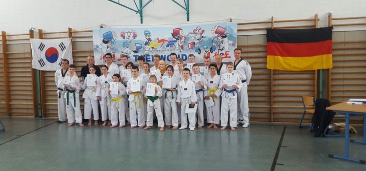 Erste Taekwondo-Prüfung des Jahres